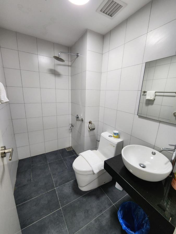 Deluxe Family Suite