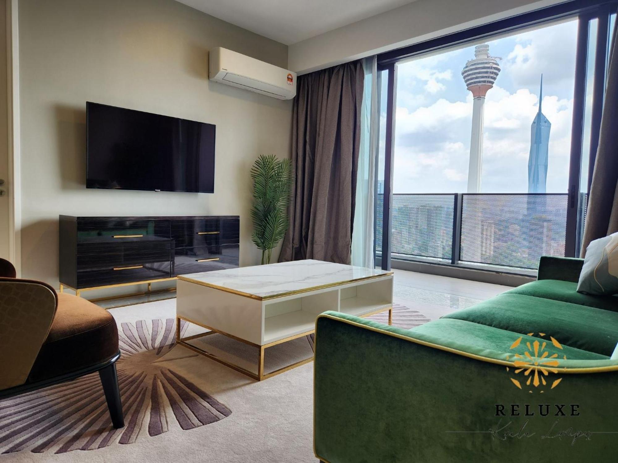Apartment mit Balkon