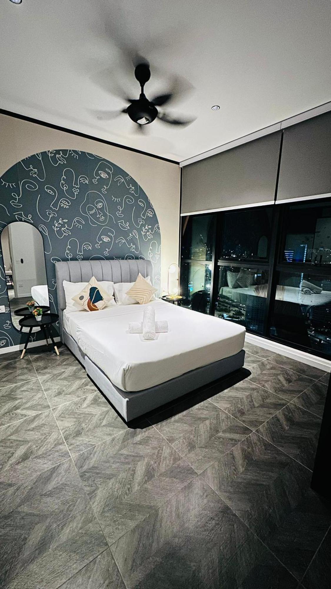 Deluxe One-Bedroom Apartment,1632421118:JPEG