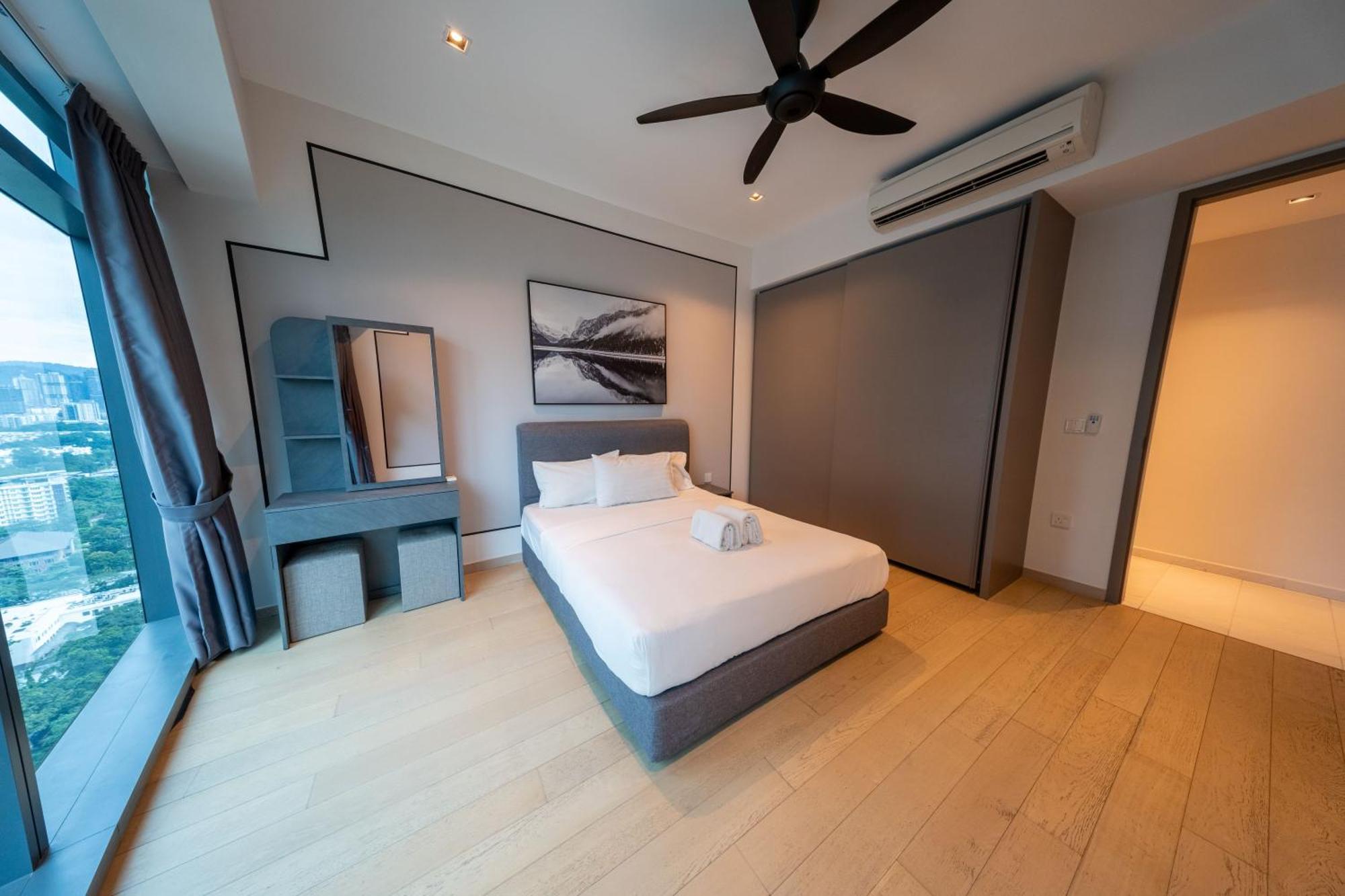 Three-Bedroom Apartment,1770206147:JPEG