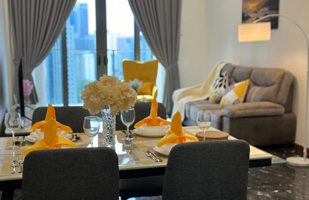 Royce Residences By Romeo Bnb-1