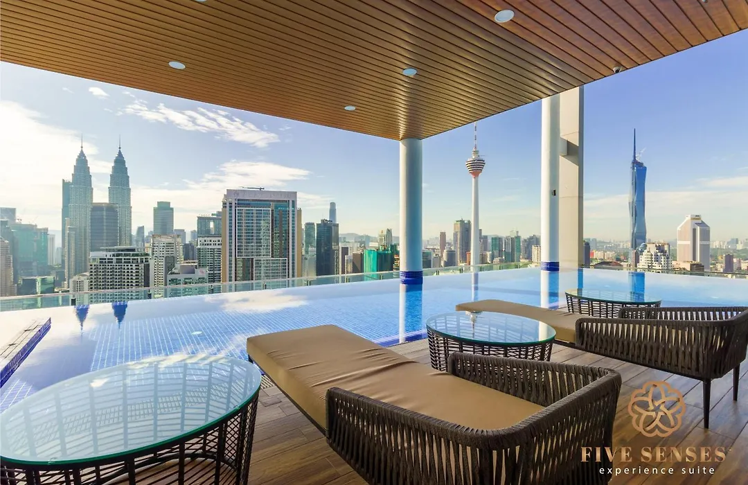 The Colony & The Luxe Signature Suites, Klcc-1
