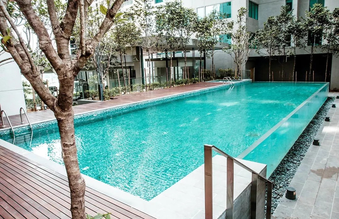 Summer Suites Klcc By Apartx-1