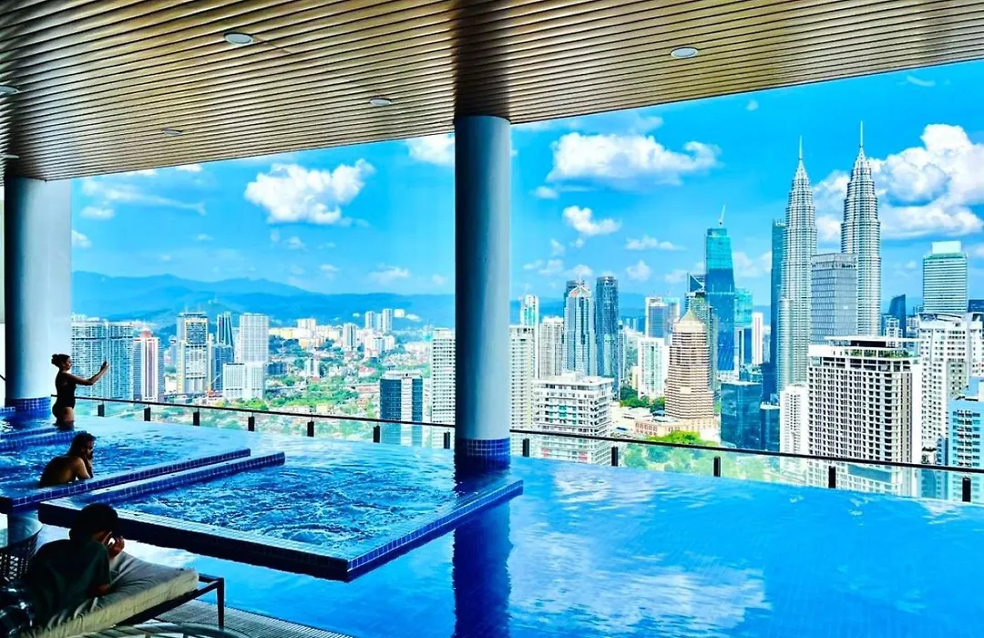 The Luxe Suites Infinitum Klcc-1