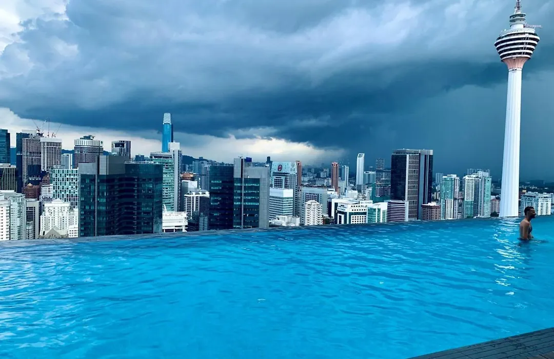 The Platinum Suites Klcc By Sky Pool-1