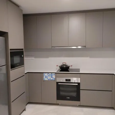 Eaton Residences Klcc By Luna-2