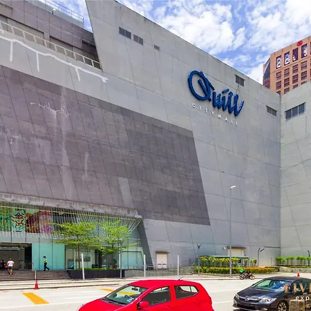 The Colony & The Luxe Signature Suites, Klcc-2