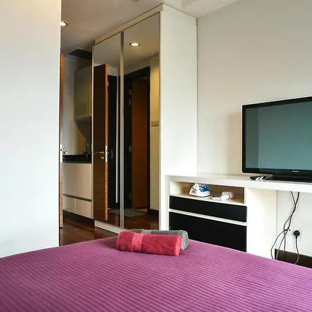 Couple Suite At Casa Residency 5 Mins Walk To Lrt, Jalan Alor & Bukit Bintang-2