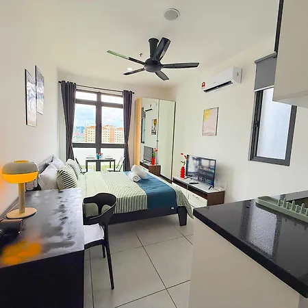 Neu Suites By Serenity Homes Near Gleneagles, Klcc & Lrt-3