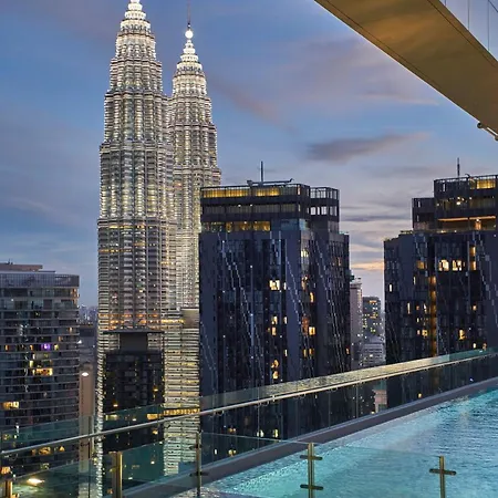 Royce Residence Klcc By Cobnb-3
