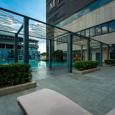 Moonway Luxury Suites At Tm Klcc City Center-3