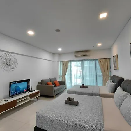 Ihomes33 Summer Suites Klcc Lrt, 2-4 Pax-3