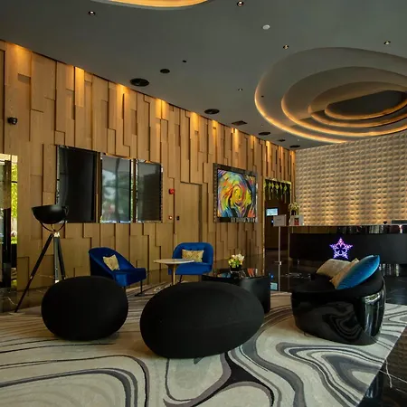 Axquisite Suites At Klcc-3