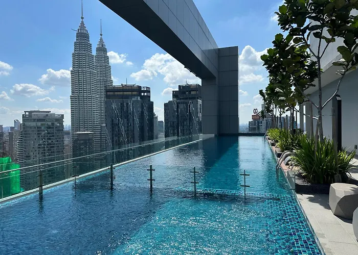 Royce Residences By Romeo Bnb