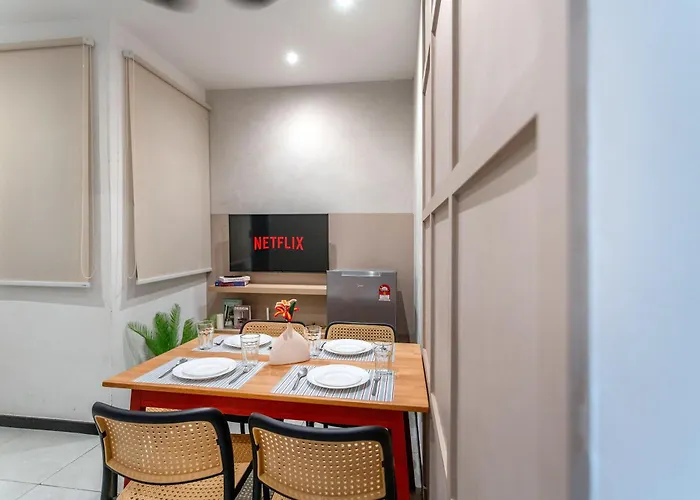 Neu Suites Ampang Near Lrt Jelatek Kuala Lumpur, Malaysia
