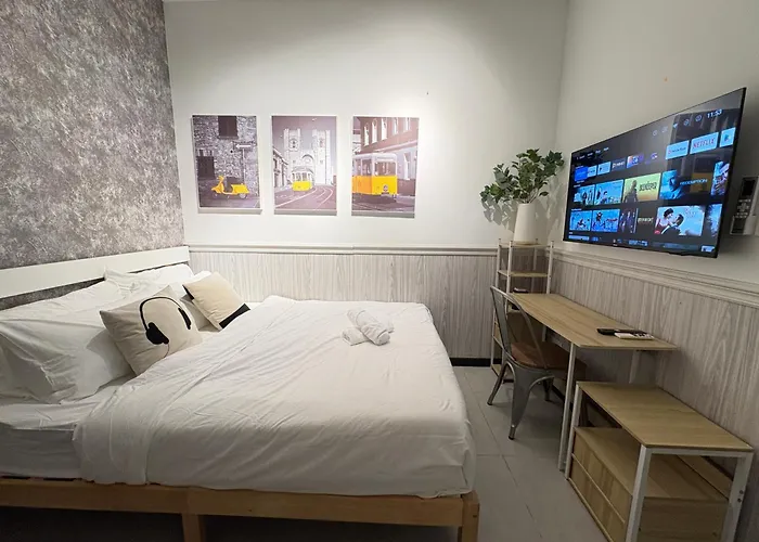 Neu Suites By Manhattan Group
